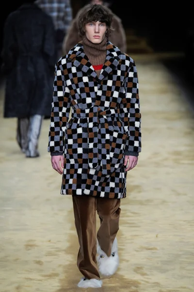 Look 6